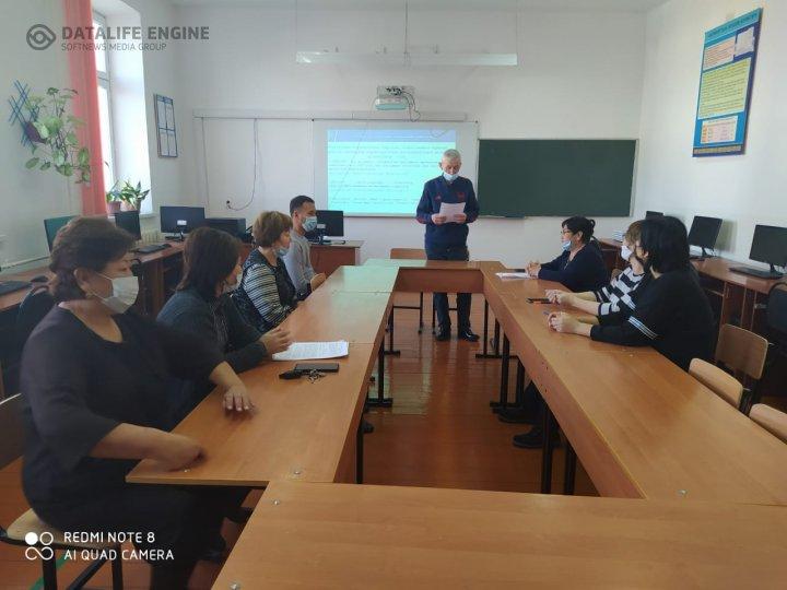 Қамқоршылық кеңес отырысы