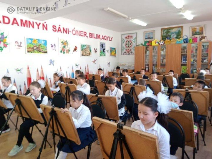 "1 мамыр - Бірлік күні"