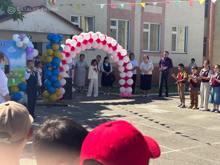 "Жас қанат" жазғы сауықтыру лагерінің ашылу салтанатты жиыны